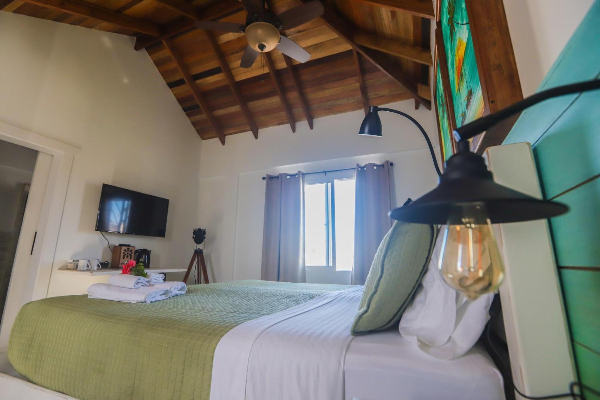 Treetops Hotel Caye Caulker Zimmer foto